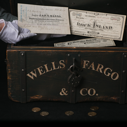 Wells Fargo ノベルティプレート 1982年製 1920S WELLS FARGO & CO EXPRESS PORCELAIN FLANGE SIGN - Automobilia